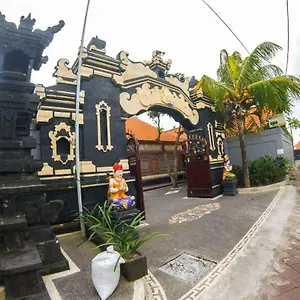 Putu , Canggu Indonésie